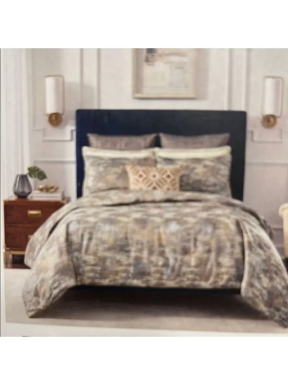 Luxury Hotel HENDRIX NWT $329 Mini Comforter Set